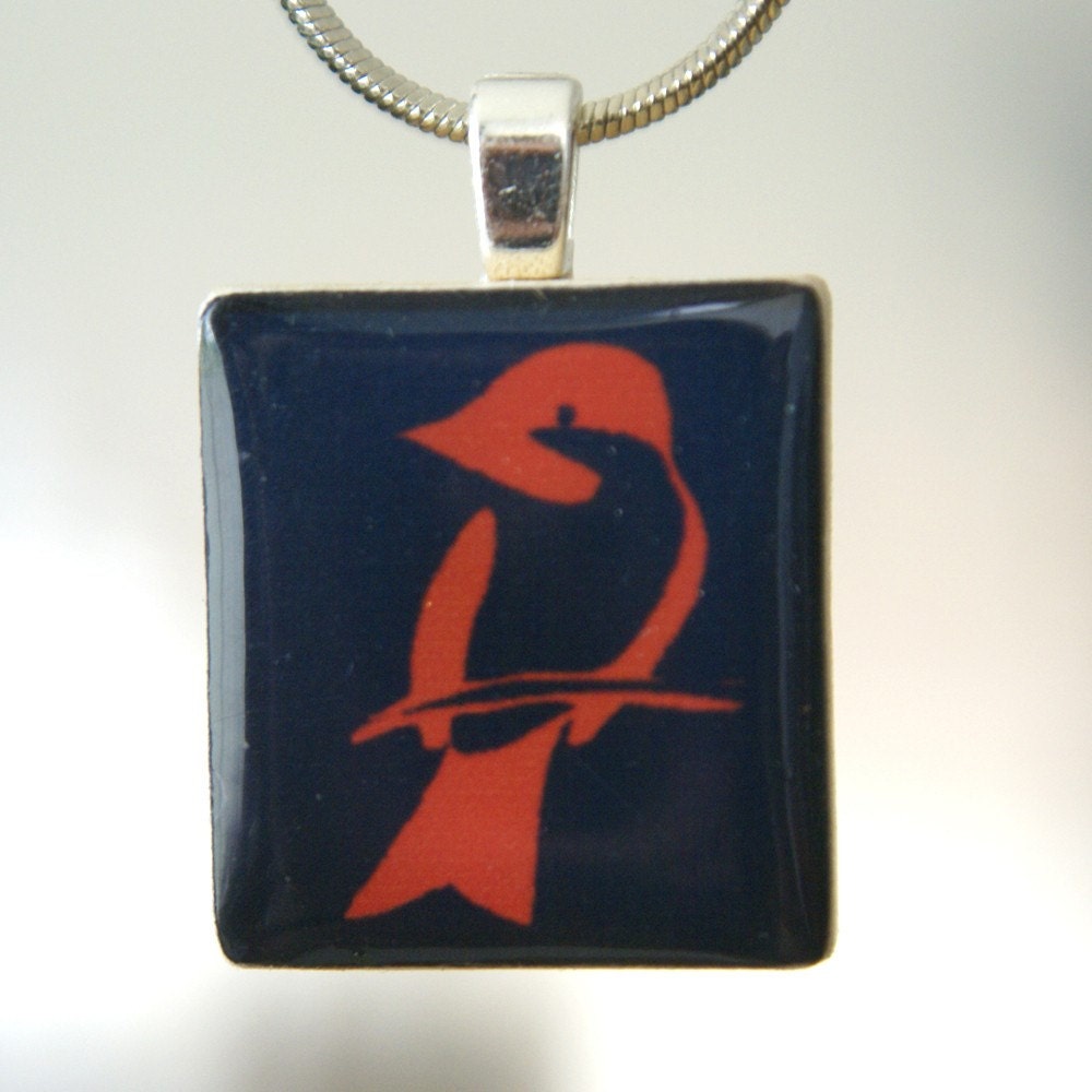 ModJess---Scrabble Tile Pendant---Magpie--Red