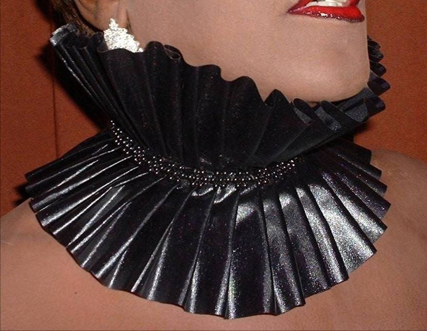 Black Vinyl Pleated Gothic Neck Collar
