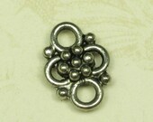 6 Antique Silver Small 4 Ring Connector Jewelry Findings 204