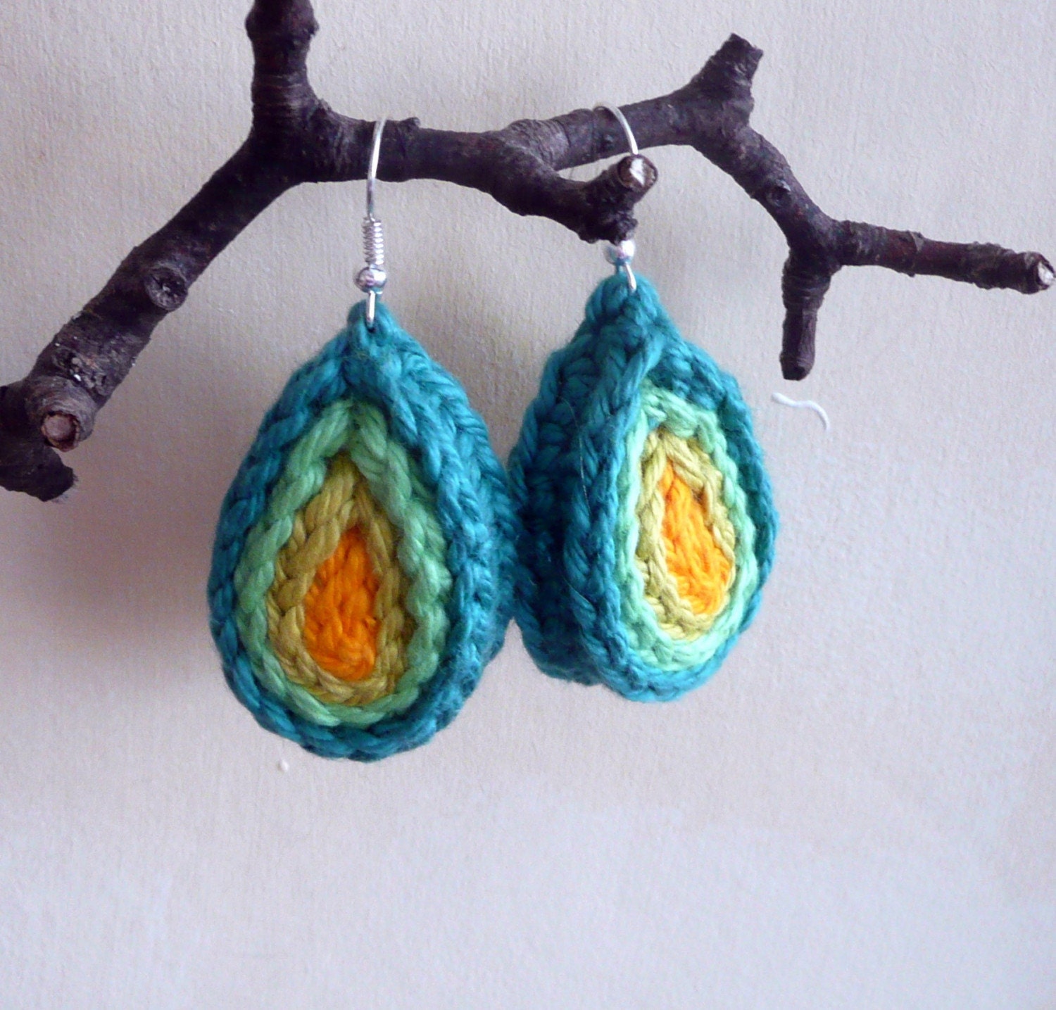 Autumn leaf earrings - crochet cotton- Thanksgiving gift for hosstes table decoration Christmas ornament