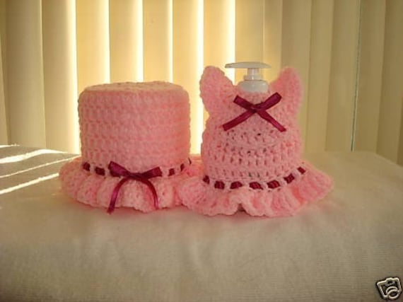 Crochet a Hat Shaped Toilet Tissue Cover - Squidoo : Welcome to