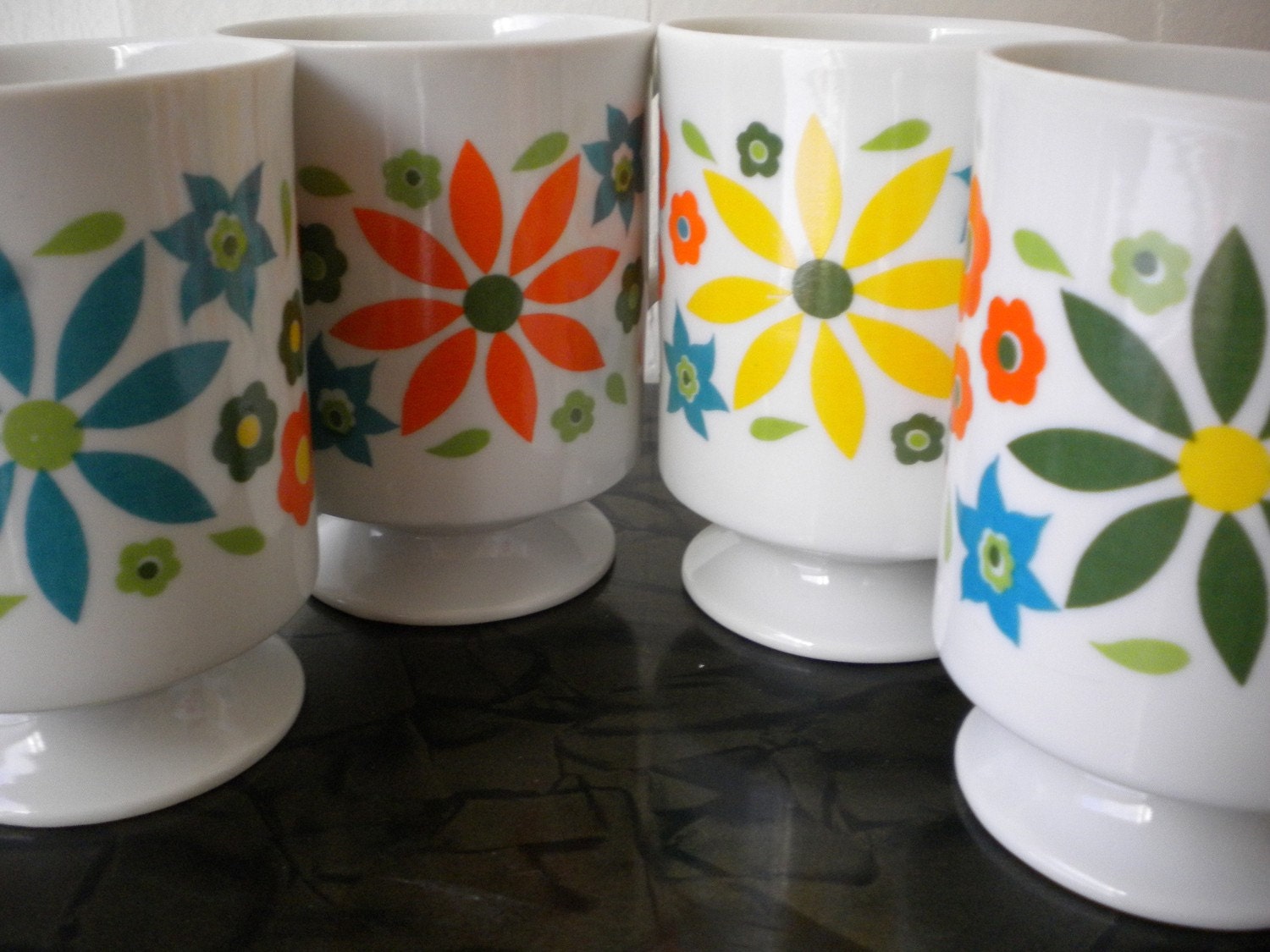 Coffee Mugs for the Grooviest Kitchen