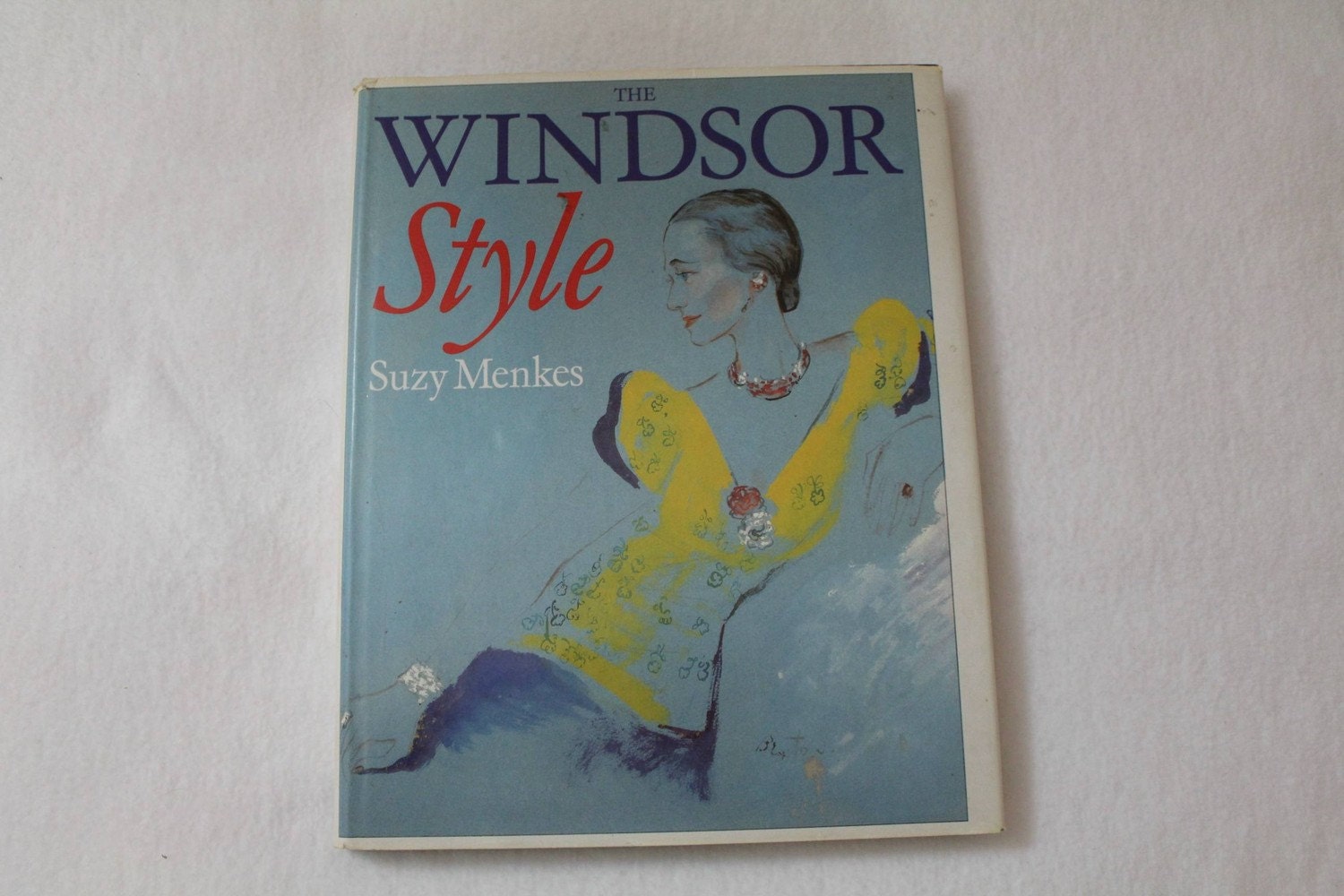 The Windsor Style by Suzy Menkes