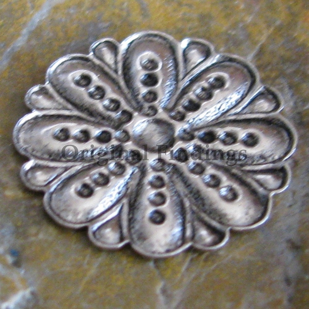 6 Antique Silver Brass Embellishment Jewelry Finding 587