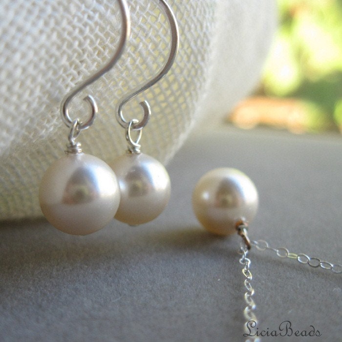 Bride in Pearls - necklace and earring set in Creamrose, custom colors available