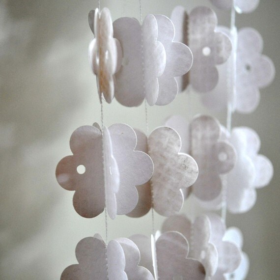 Daisy Chain Paper Garland