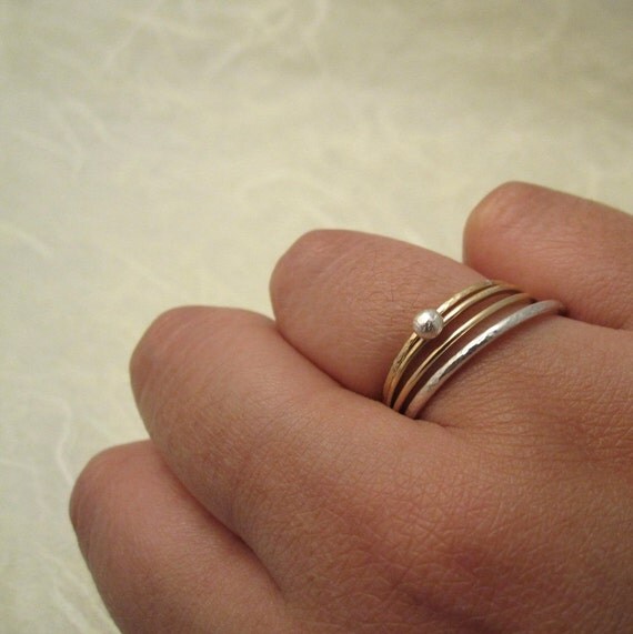 Little Dot ring Worn