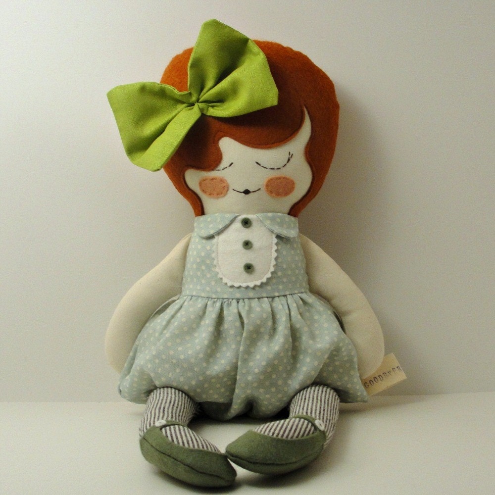 Daisy - handmade cloth doll with linen bow