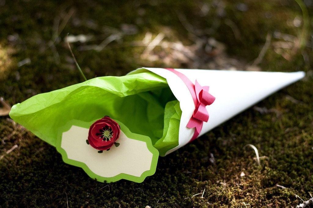 paper hydrangea, large blossoms - extraordinary hand-crafted paper flowers