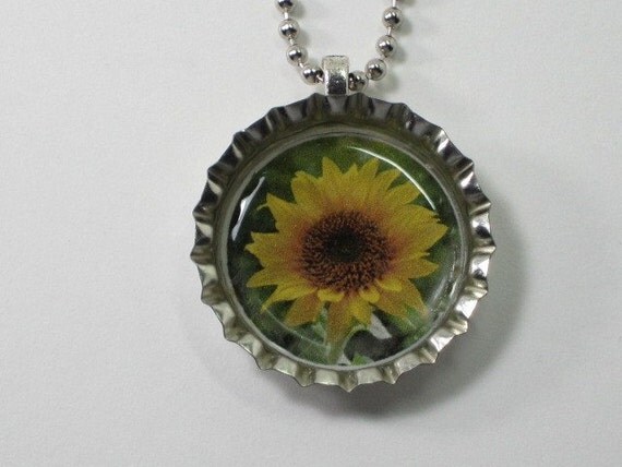 Bottlecap Necklace - Sunflower
