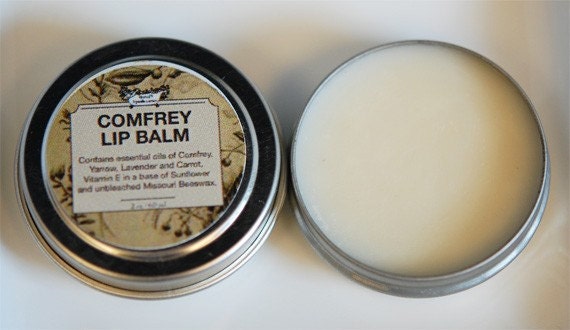 Mineral Lip Balm - Comfrey Carrot Oil, Vitamin E and Sunflower Oil.