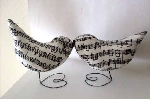 Music Lovers LOok A Pr of Music Black and White Love Bird Wedding Cake 
