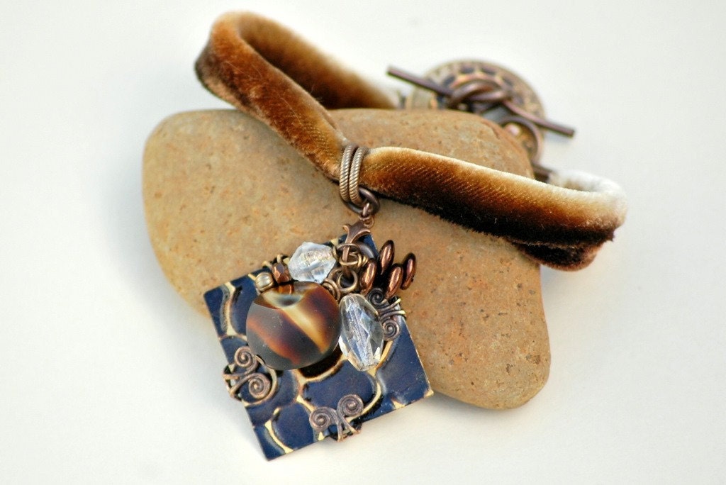 As seen in Bead Trends Magazine December 2011-Superfluity