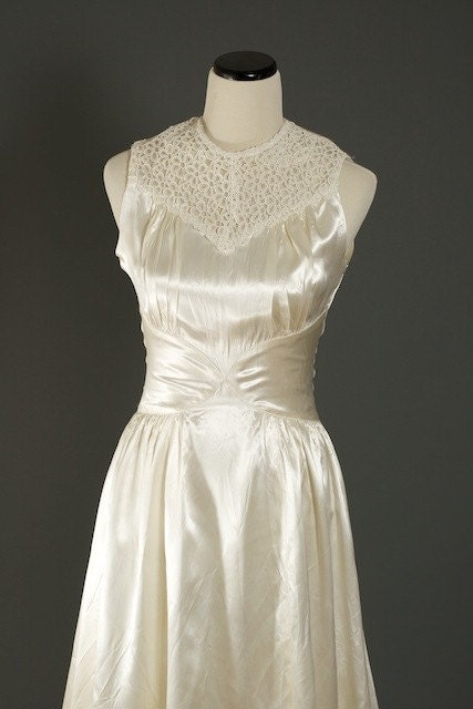 Vintage 1930's1940's Satin Lace Wedding Dress antiquefull 