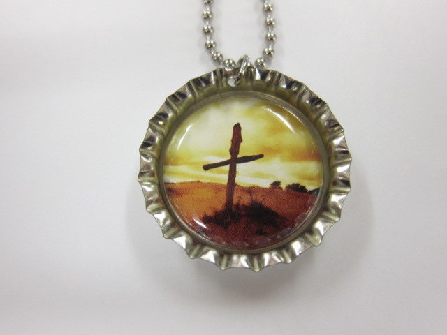 Bottlecap Necklace - Old Rugged CROSS