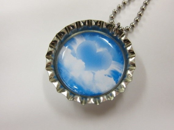 Bottlecap Necklace - Heart Resting On Clouds