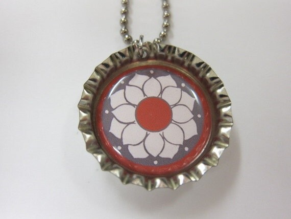 Bottlecap Necklace - Romantic Mandala