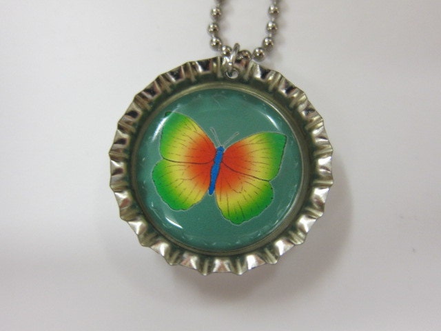 Bottlecap Necklace - Butterfly - Green