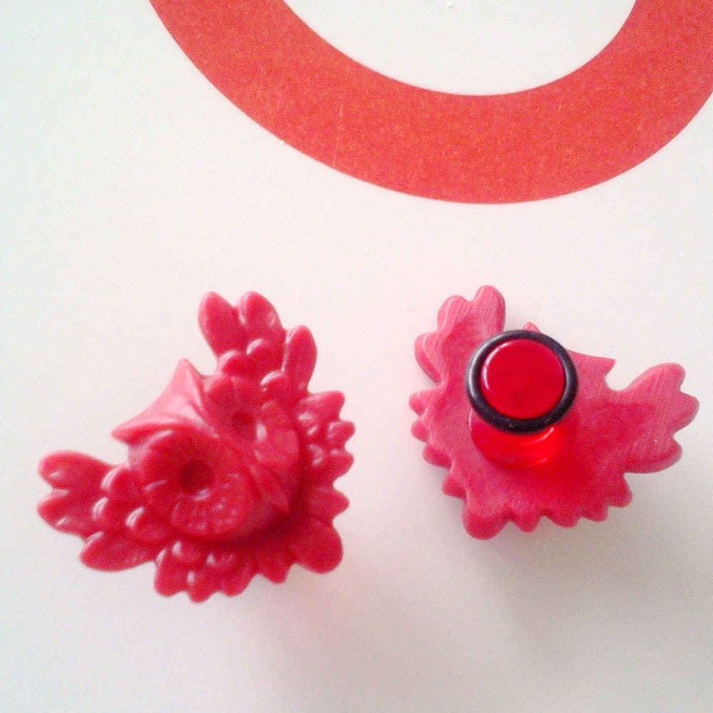 0g 8mm Plugs Red Owl in flight woodland trend gauge studs streched lobes Cute Chic Acrylic piercing body art fun fashion kawaii