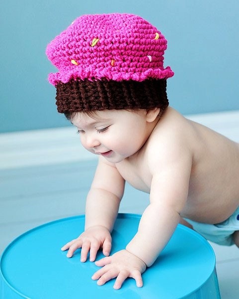 PDF اندازه نوعی کیک کوچک کلاه قلاب دوزی الگوی 3-6 ، 6-9 ، 12-18 ماه ، کودک و بزرگسال (5 سایز)