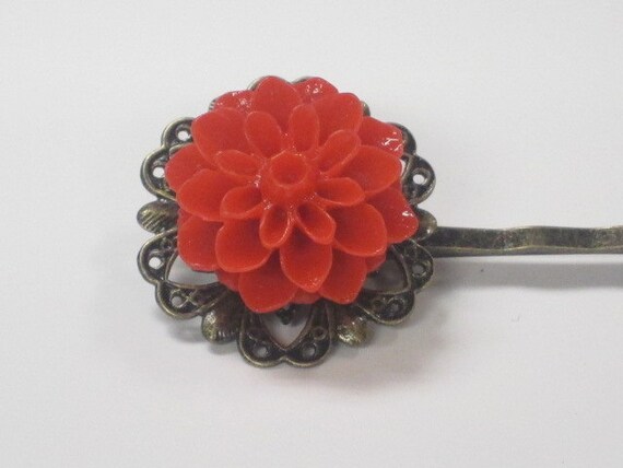 Vintage Inspired Lucite Flower Bobby Pin Set -  3  Piece Mum and Rose Assortment on Bronze Filigree