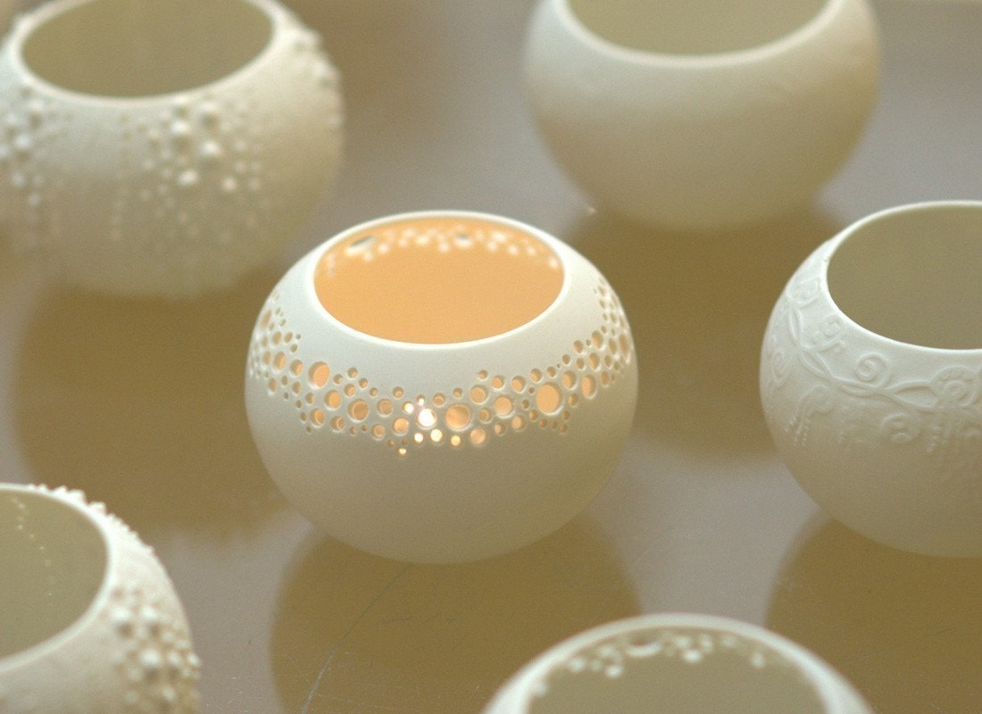 Porcelain Tea light Delight - Candle holder N.1. Design by Wapa Studio.