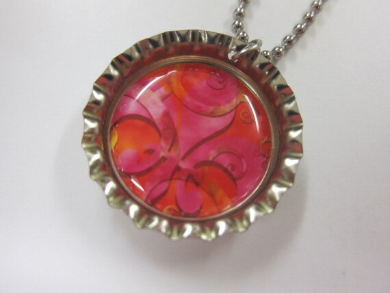 Bottlecap Necklace - Fleur De Lis on Red