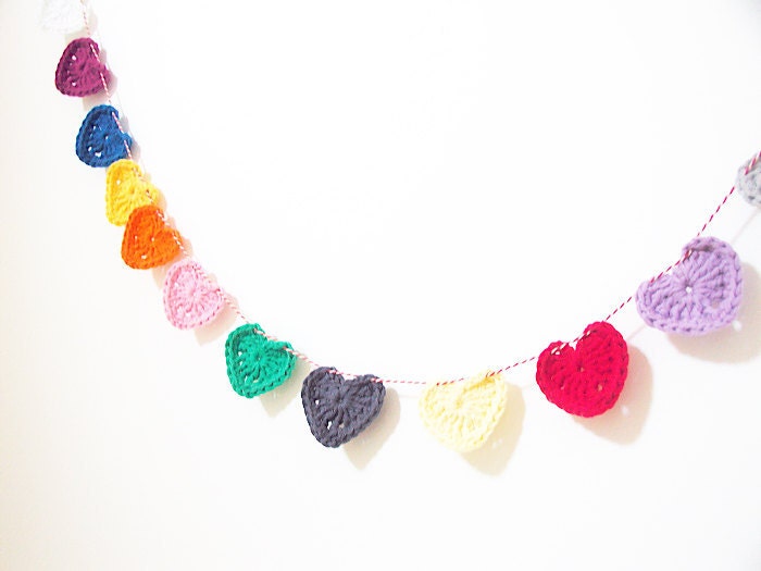 Crochet Hearts Garland S - 9 hearts