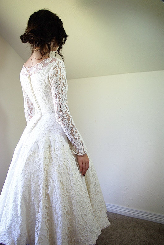audrey vintage 1950s wedding dress ivory lace tea length full 