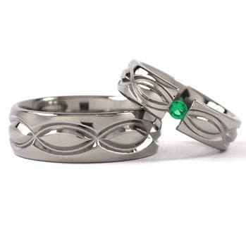 his and hers wedding ring sets titanium