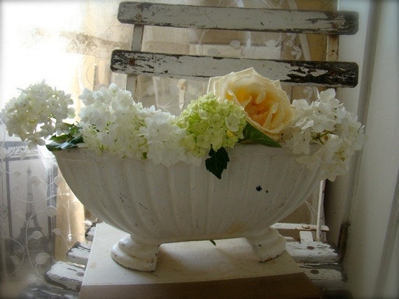 Belle Blanc Beautiful White French Jardiniere