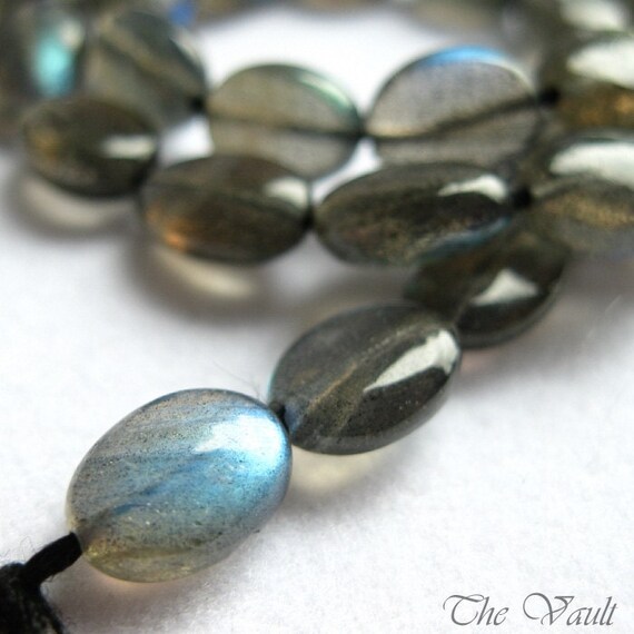 12 Labradorite 8-10mm smooth oval beads