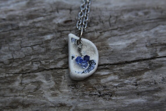 Shades of blue - Reversible Beach Potterty Necklace