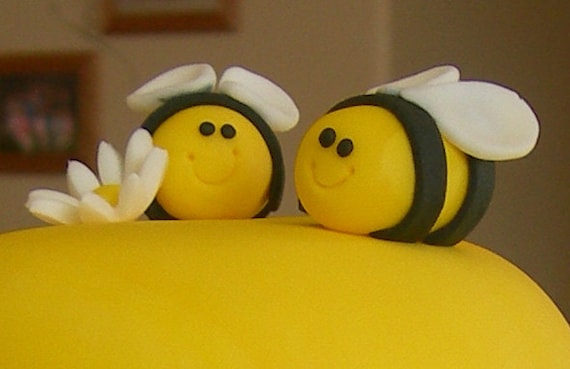 Mini Bumble Bee Cupcake/Cookie Toppers - 1 Dozen