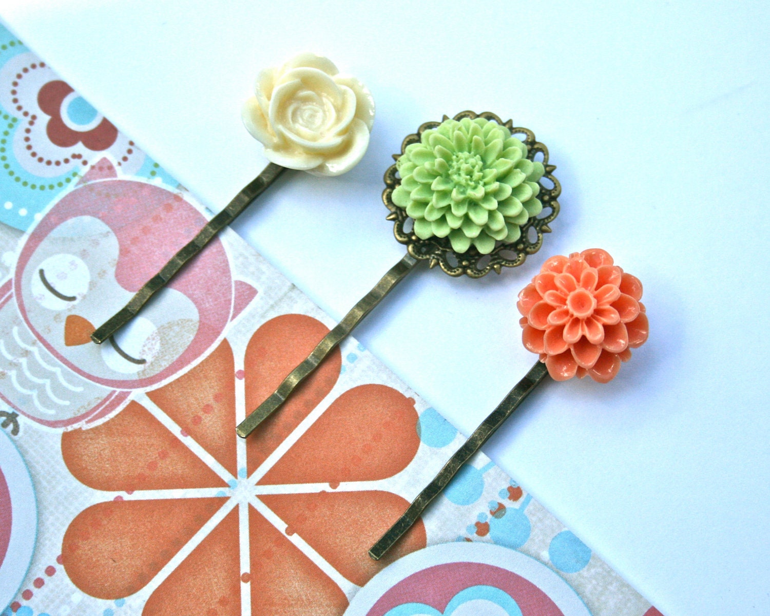 Flower Bobby Pins, Set of 3 (Cream, Green, Coral)
