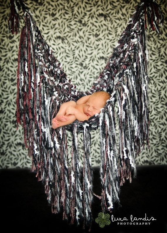 Rock 'n' Roll Fringe Baby Hammock - Photo Prop - knitbysarah