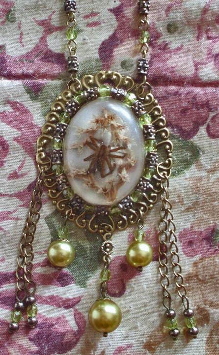 Madame Belle Arachnid Necklace & Earring Set