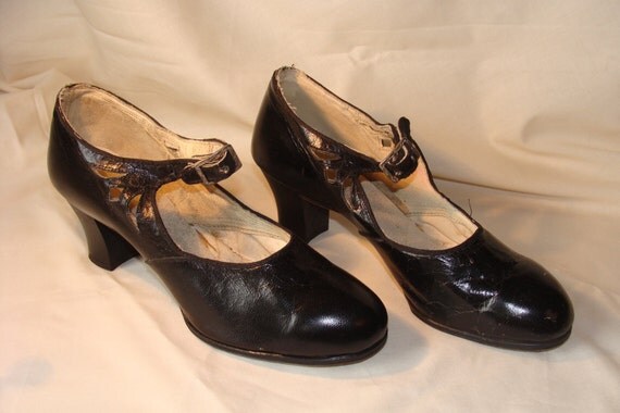 vintage black mary jane shoes