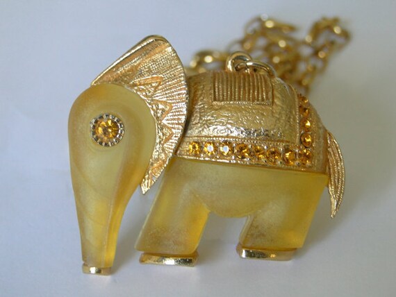 Rare vintage Hattie Carnegie pendant necklace by SeasideStudio from etsy.com