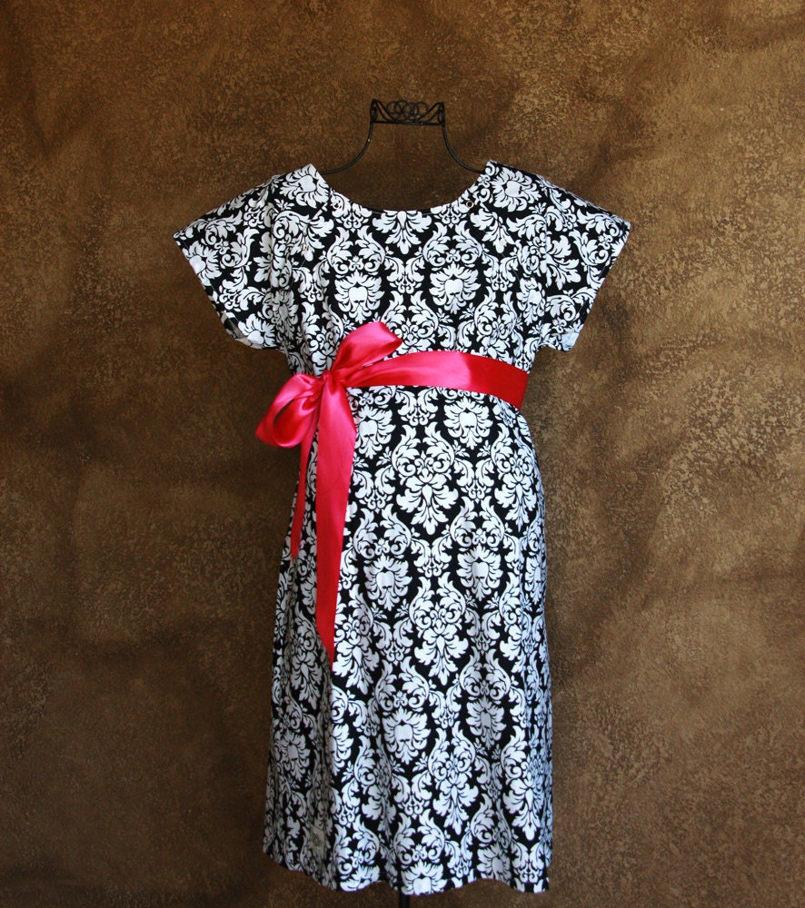 Black Damask Delivery Gown-