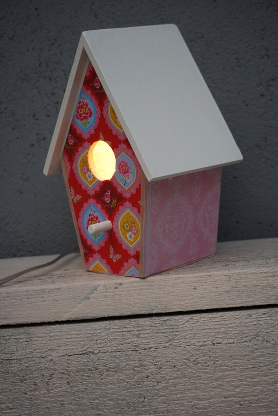 BirdHouseLamp - (Pink/Flowers/Birds)