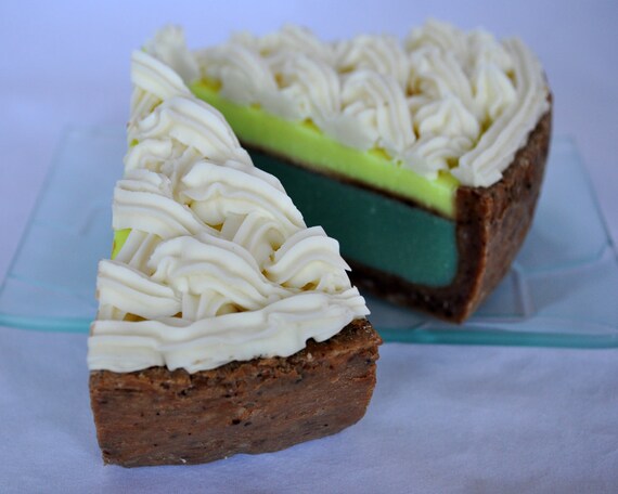 Lemon & Green Tee Cold Processed Artisan Pie Soap