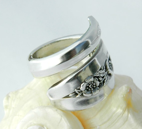 Antique Spoon Ring  - Primrose 1952 - Silverware Jewelry