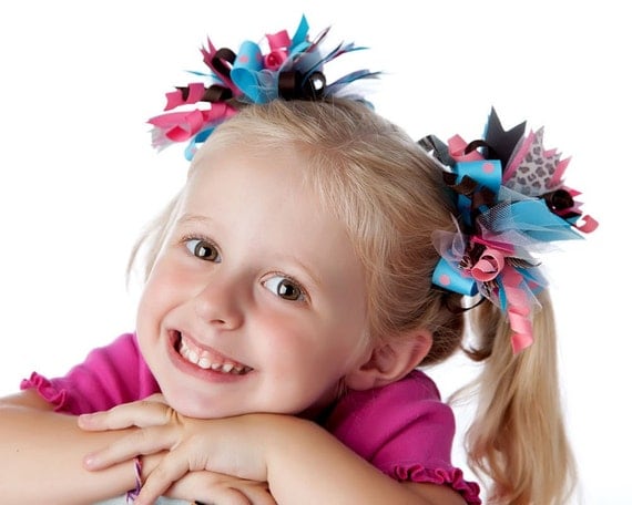 Funky Over the Top Boutique Bow....pdf ebook diy how to make funky loopy bows tutorial