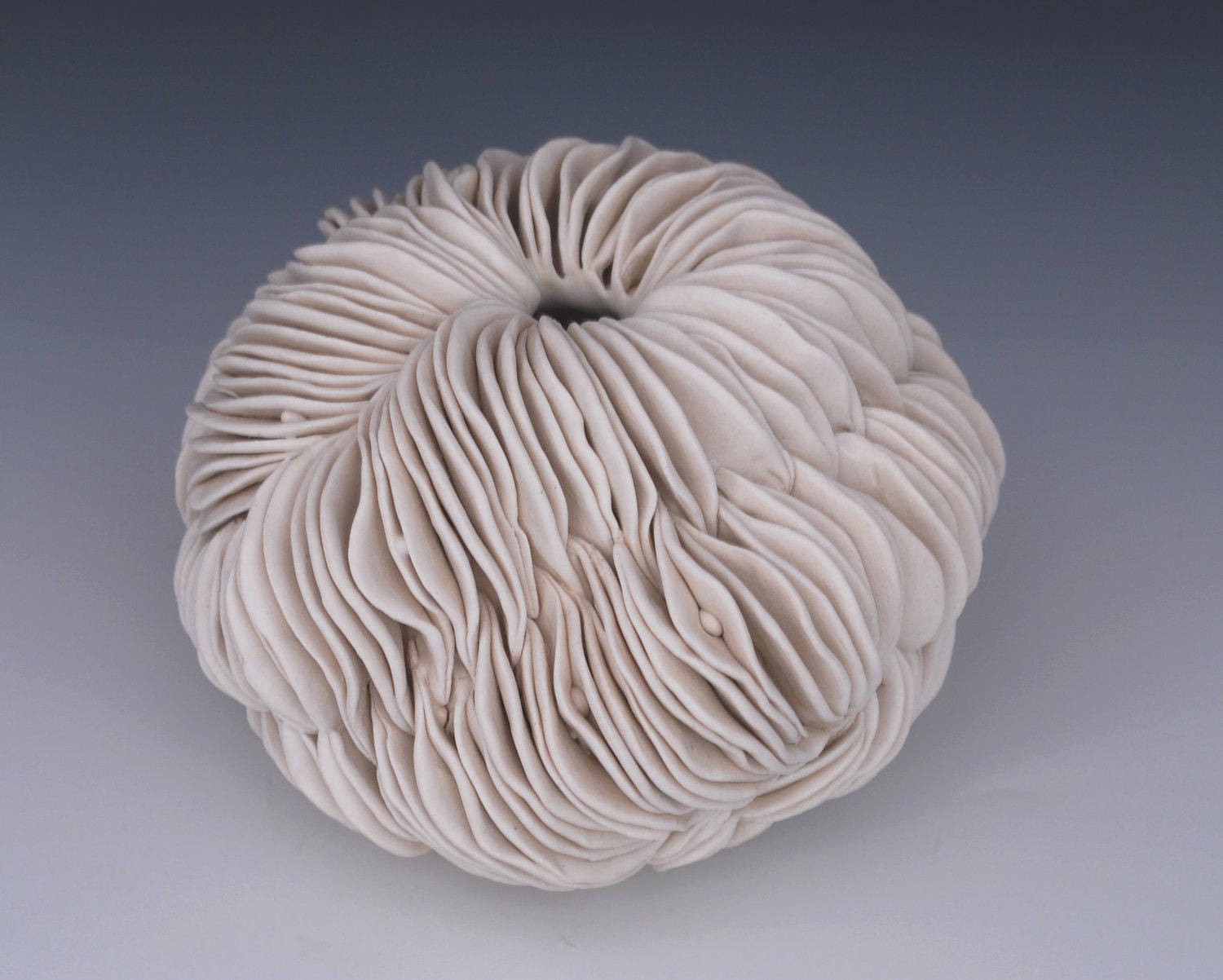 Textured Pottery Vase   White Ceramics Sculpture