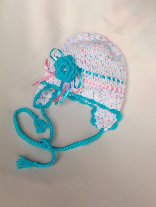 کلاه نوزاد Crocheted با گوش و دکوراسیون زیبا
