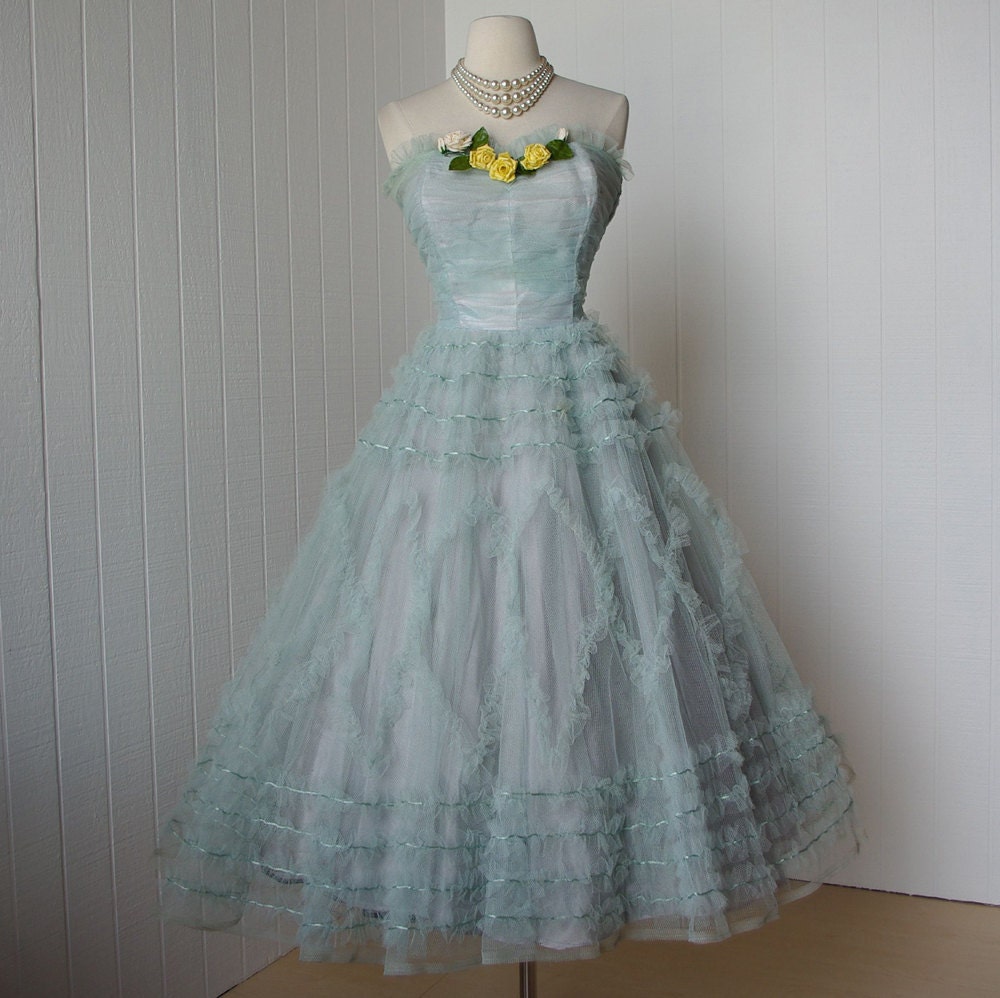 vintage 1950's dress ...classic aqua tulle princess full skirt boned bodice pin-up prom party dress with floral appliques ...larger size