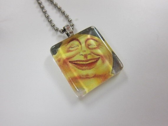 Glass Tile Pendant Necklace - Vintage Style Moon - Digital Art - Celestial