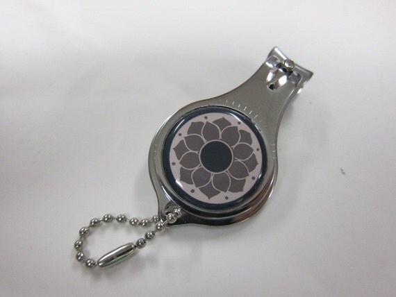 Flower - Bottle Opener - Nail Clipper - Digital Art - Keychain