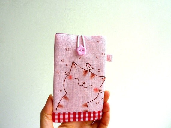 Cat Cell Phone Case - Smiling Kitty in Snow